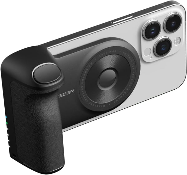 シンプルな機能のカメラグリップ