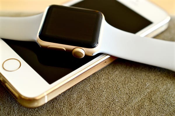 Apple WatchとiPhone