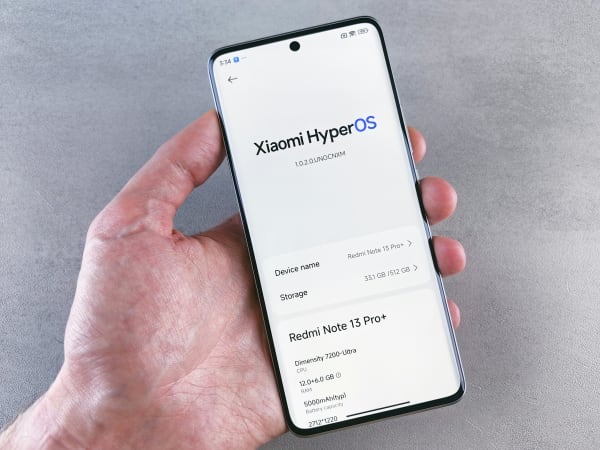 Xiaomi Hyper OSとスマホ