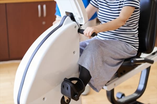 高齢者向けエアロバイクのおすすめ人気ランキング10選！室内で自転車漕ぎができる