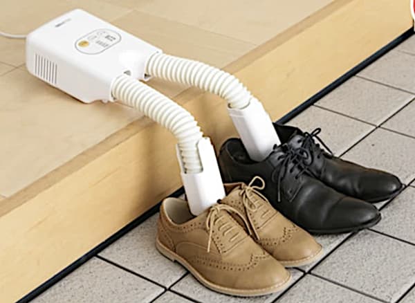 【脱臭・除菌効果も】靴乾燥機のおすすめランキング10選！デメリットも解説