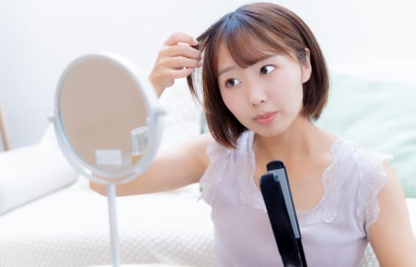 【巻き方も解説】ショートヘアにおすすめのヘアアイロン10選！パーマ風やワンカールも作れる