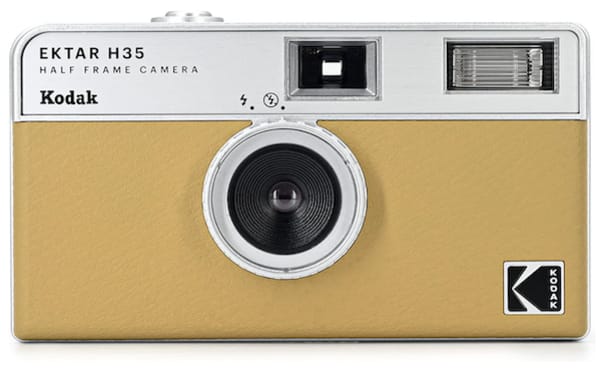 フィルムカメラ