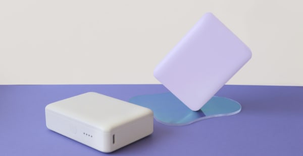 軽くて大容量なモバイルバッテリーのおすすめ12選！アンカーやフィリップスの製品を比較