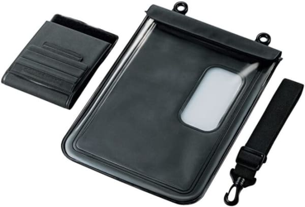 エレコムのタブレット用防水ケース